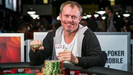 Беларус Василий Фирсов выиграл золотой браслет WSOP по Омахе!