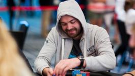 Денис «FLAT» Тимофеев на финалке PokerStars Championship Panama (трансляция завершена)